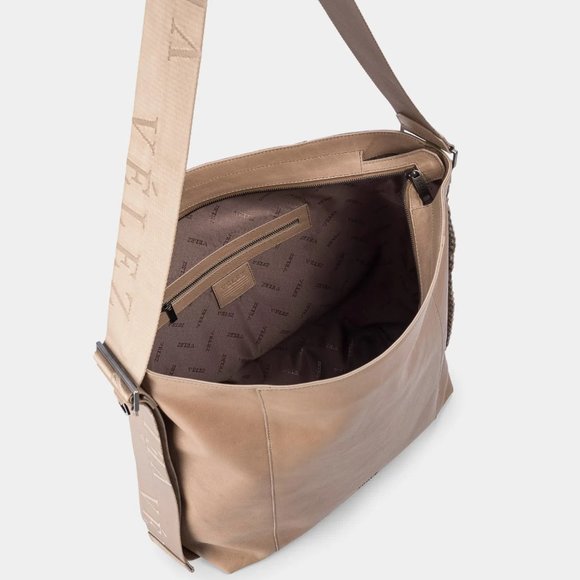 LEATHER HANDBAG - SHOPPING VENUS LEATHER DETAIL WOVEN ON THE SIDE - Picture 8 of 8